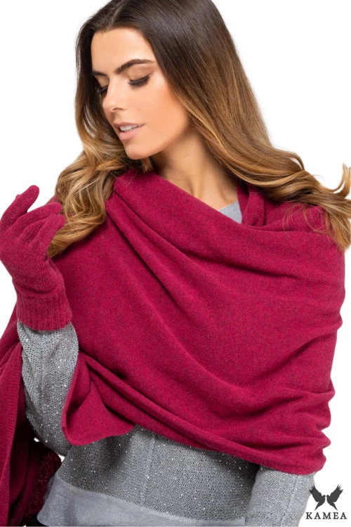 Szalik-01 damski Kamea zimowy, narzutka, 80% wełny, 180 × 65 cm, kolor fuksja