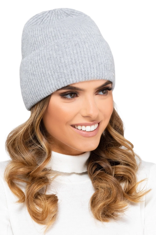 Modesto czapka damska z kaszmirem Kamea zimowa, 80% wełny delikatnej merino, rozmiar uniwersalny 54–60 cm, kolor jasny szary