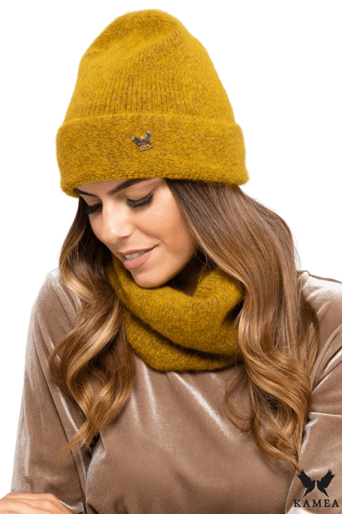 Kalifornia czapka damska Kamea zimowa, z wełną merino, moherem i wiskozą, rozmiar uniwersalny 54–60 cm, kolor miodowy