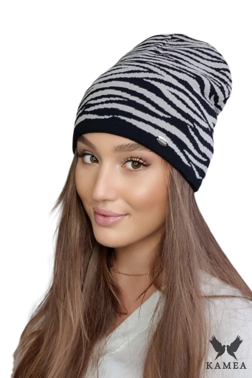 Zaina czapka damska Kamea zimowa, 97% wiskozy, rozmiar uniwersalny 54–60 cm, kolor ekru