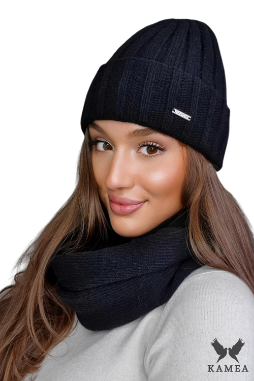 Tahira czapka damska Kamea zimowa, 80% wełny, rozmiar uniwersalny 54–60 cm, kolor czarny