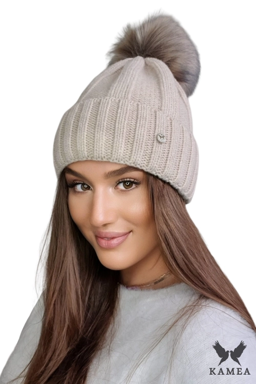 Karima czapka damska Kamea zimowa, 80% wełny, rozmiar uniwersalny 54–60 cm, kolor beżowy