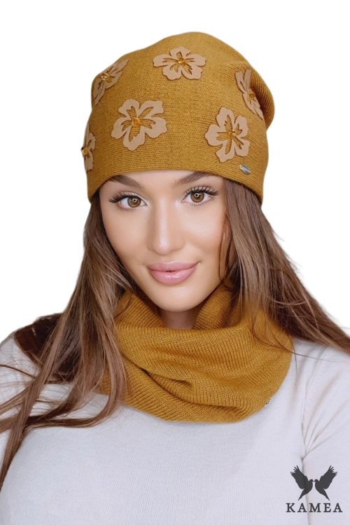 Naila czapka damska Kamea zimowa, kwiatowy motyw, z wełną, rozmiar uniwersalny 54–60 cm, kolor musztardowy