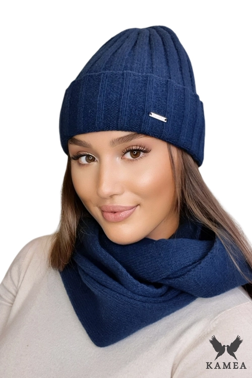 Tahira czapka damska Kamea zimowa, 80% wełny, rozmiar uniwersalny 54–60 cm, kolor granatowy