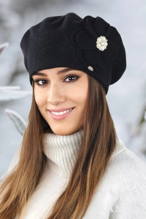Kalia beret damski Kamea zimowy, kwiatowy motyw, 80% wełny, rozmiar uniwersalny 54–60 cm, kolor czarny