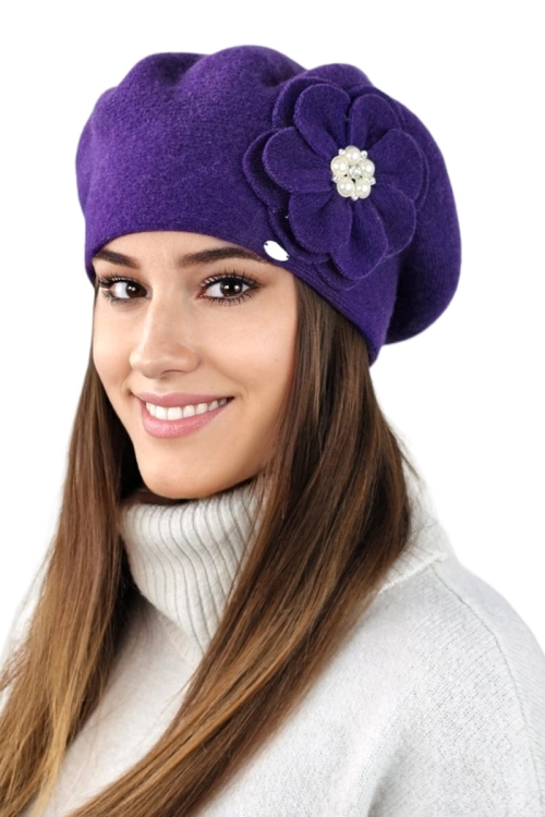 Kalia beret damski Kamea zimowy, kwiatowy motyw, 80% wełny, rozmiar uniwersalny 54–60 cm, kolor fioletowy