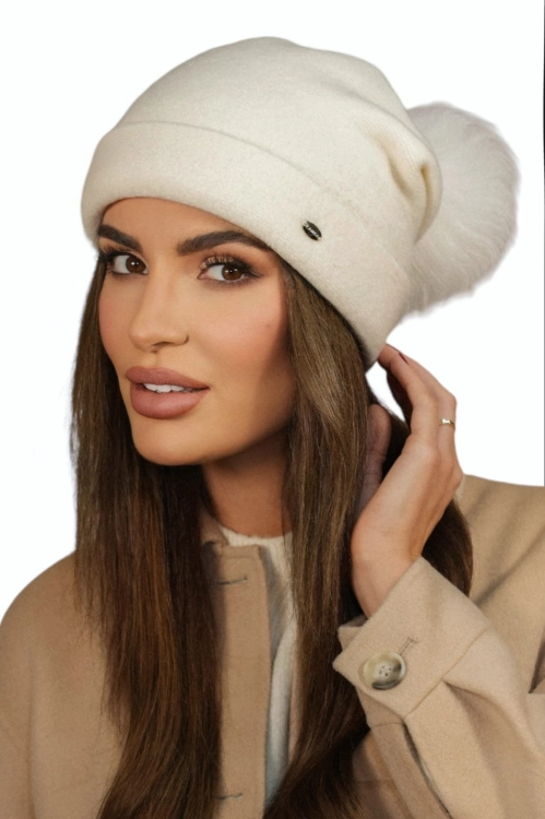 Chiru Pompon Naturalny czapka damska Kamea zimowa, 80% wełny, rozmiar uniwersalny 54–60 cm, kolor ekru
