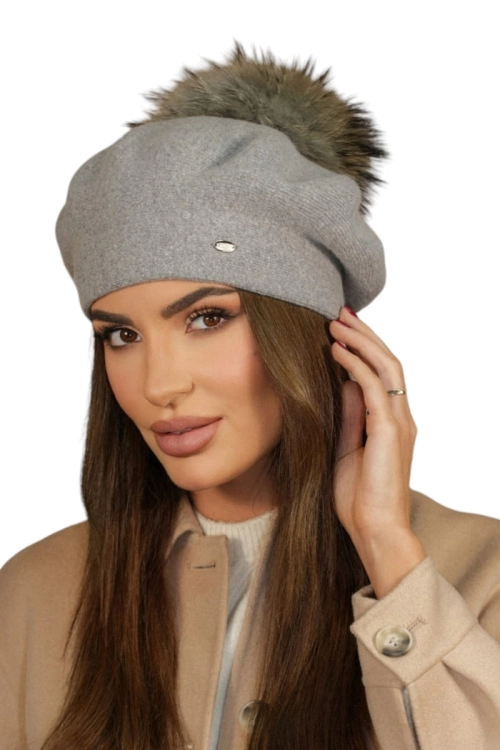 Fuji beret damski Kamea zimowy, z pomponem, 80% wełny, rozmiar uniwersalny 54–60 cm, kolor jasny szary