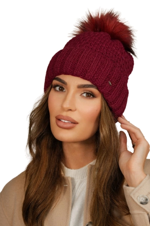 Furja Z Eco Pomponem czapka damska Kamea zimowa, z polarową podszewką, rozmiar uniwersalny 54–60 cm, kolor bordowy