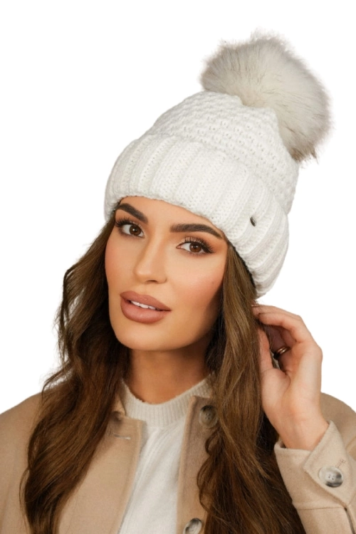 Furja Z Eco Pomponem czapka damska Kamea zimowa, z polarową podszewką, rozmiar uniwersalny 54–60 cm, kolor ekru