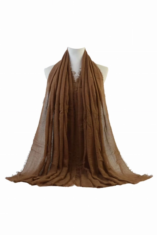 Szalik damski kreszowany hijab klasyczny fason,  180 × 85 cm, kolor karmelowy