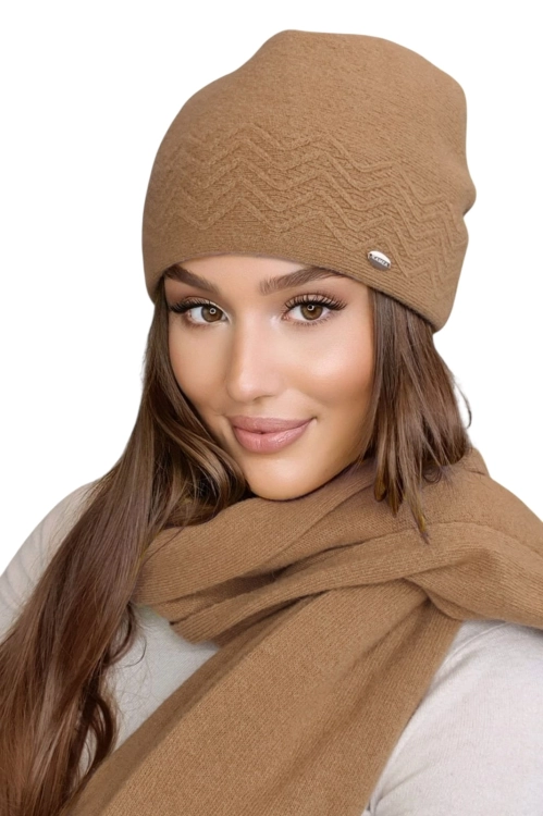 Hana czapka damska Kamea zimowa, 80% wełny, rozmiar uniwersalny 54–60 cm, kolor camel