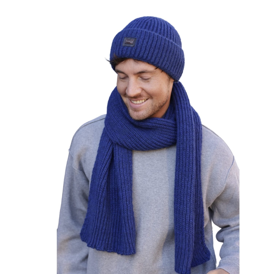 MARTIN-12 Komplet MARTIN — granatowa czapka beanie bez podszewki i szalik, widok z boku