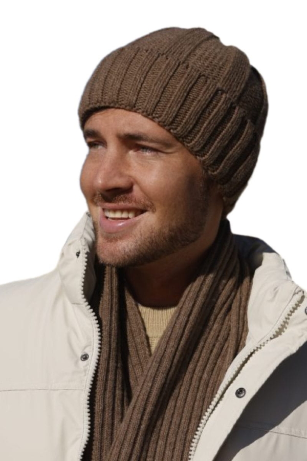 ben-11 Czapka męska – brak podszewki, faktura prążka, zbliżenie detalu