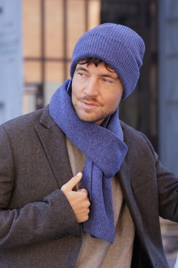 PATRICK-17 Czapka męska Patrick niebieska, elegancka dzianina merino i jedwab, widok z boku