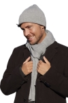 Filip-06 Komplet FILIP — szara czapka bez podszewki i prążkowany szalik, widok z boku