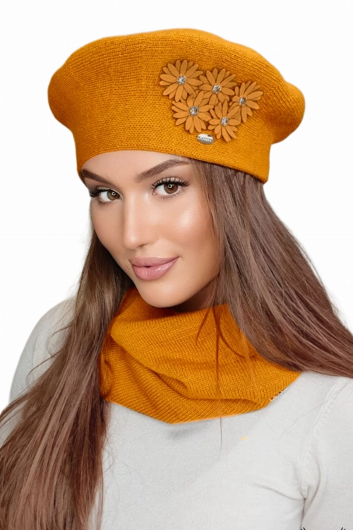 Tala beret damski Kamea zimowy, z wełną, rozmiar uniwersalny 54–62 cm, kolor miodowy i koralowy