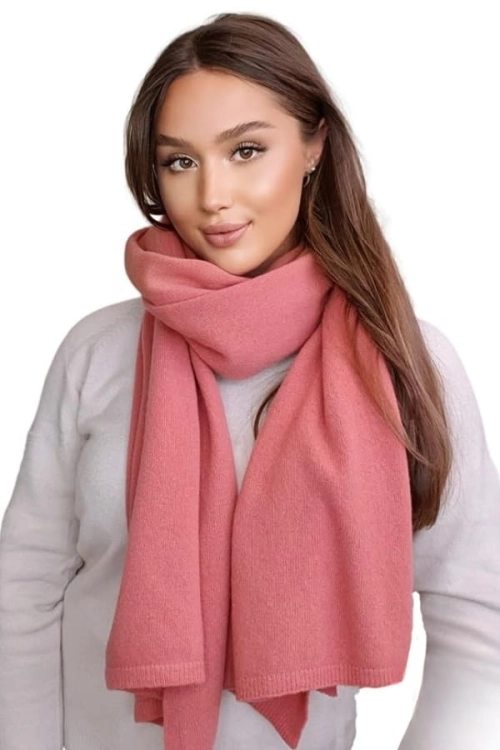 Szalik-01 damski Kamea zimowy, 80% wełny, narzutka, 180 × 65 cm, kolor ciemny koralowy