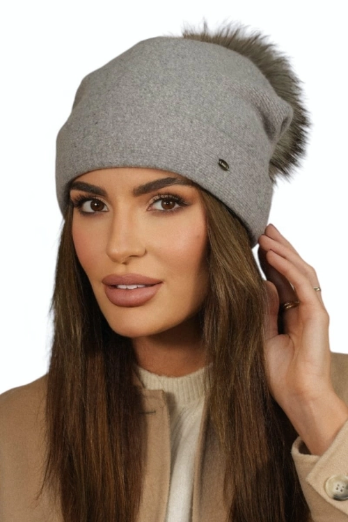 Chiru Eco Pompon czapka damska Kamea zimowa, 80% wełny, rozmiar uniwersalny 54–60 cm, kolor jasny szary