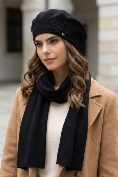 juna beret.jpg