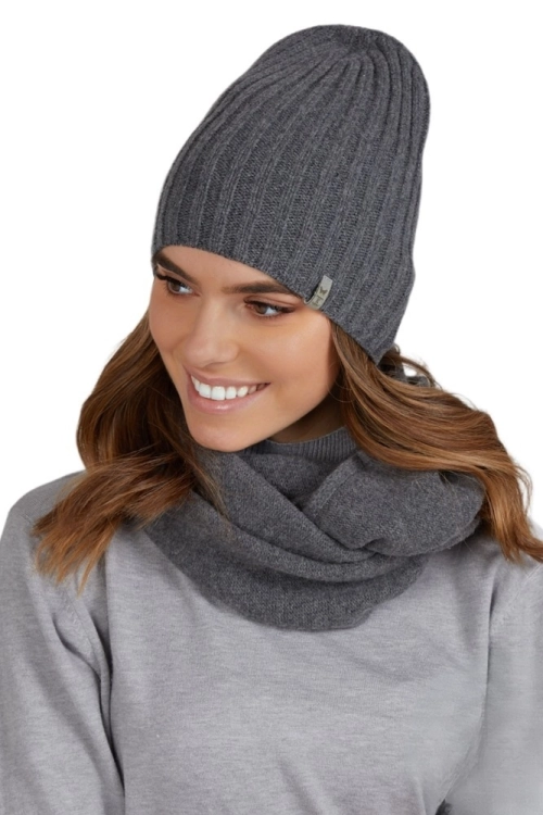 Perla czapka damska Kamea zimowa, 90% wełny, rozmiar uniwersalny 54–60 cm, kolor grafitowy