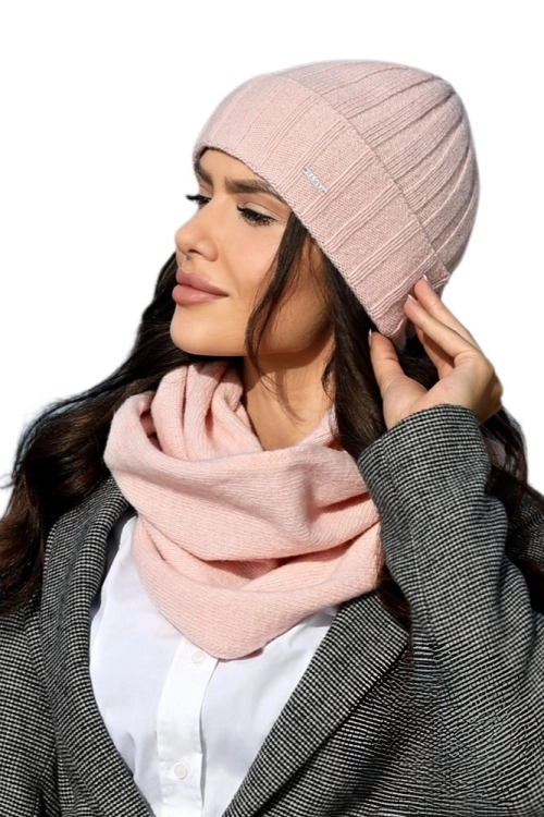 Tahira czapka damska Kamea zimowa, 80% wełny, rozmiar uniwersalny 54–60 cm, kolor różowy