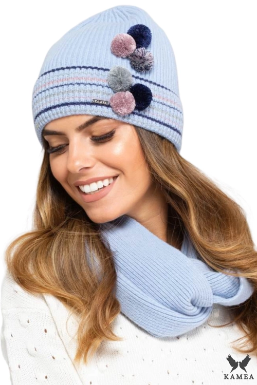 Kolorado czapka damska Kamea zimowa, z pomponem, 80% wełny, rozmiar uniwersalny 54–60 cm, kolor błękitny