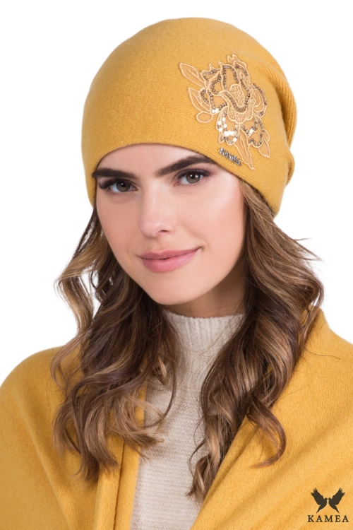 Lajla czapka damska Kamea zimowa, 80% wełny, rozmiar uniwersalny 54–60 cm, kolor musztardowy