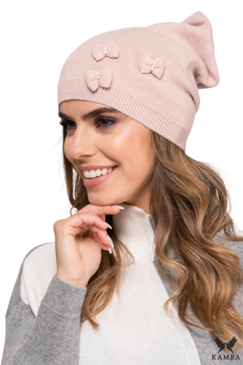Renata czapka damska Kamea zimowa, motyle, 50% wełny, rozmiar uniwersalny 54–60 cm, kolor różowy